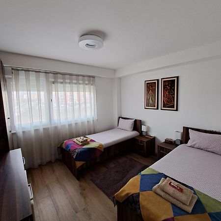 Foxxy Luxury Apartments Skopje Luaran gambar