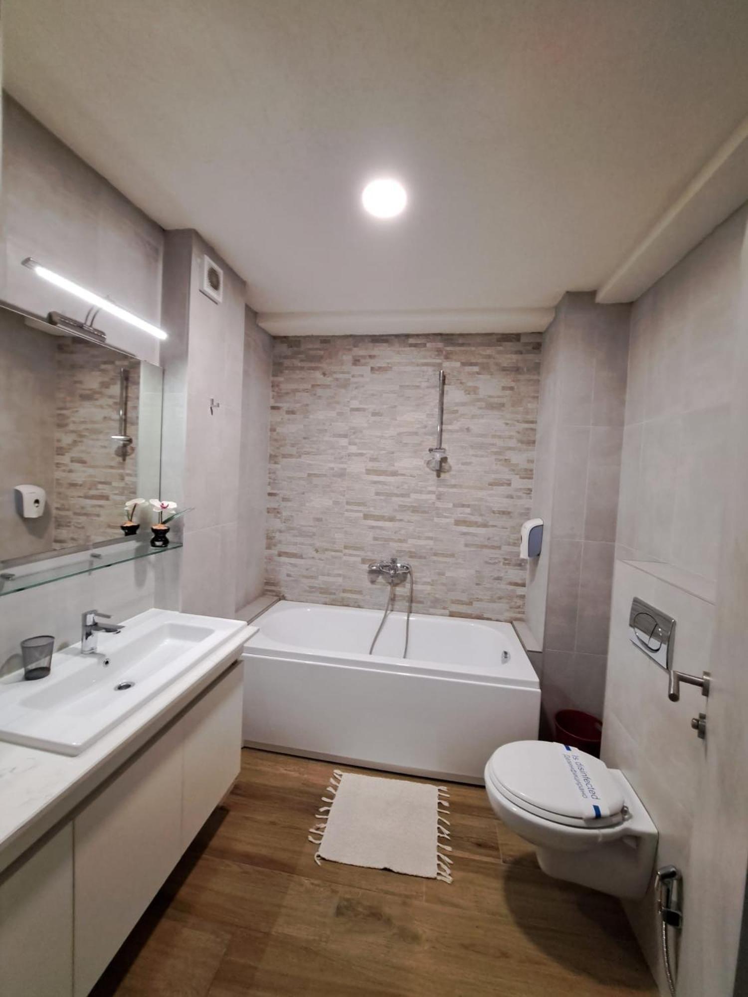 Foxxy Luxury Apartments Skopje Luaran gambar